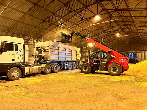 Телескопический погрузчик Н1840